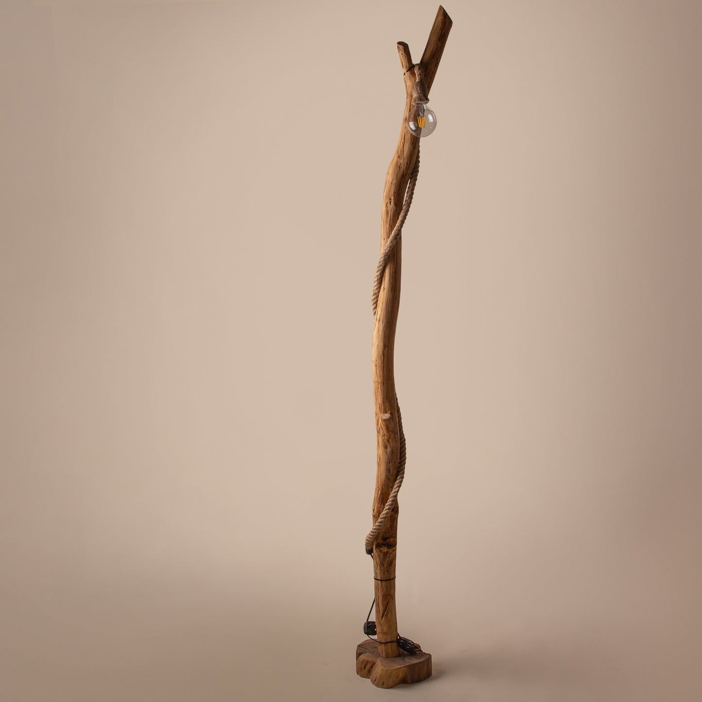 أبجورة خشبية