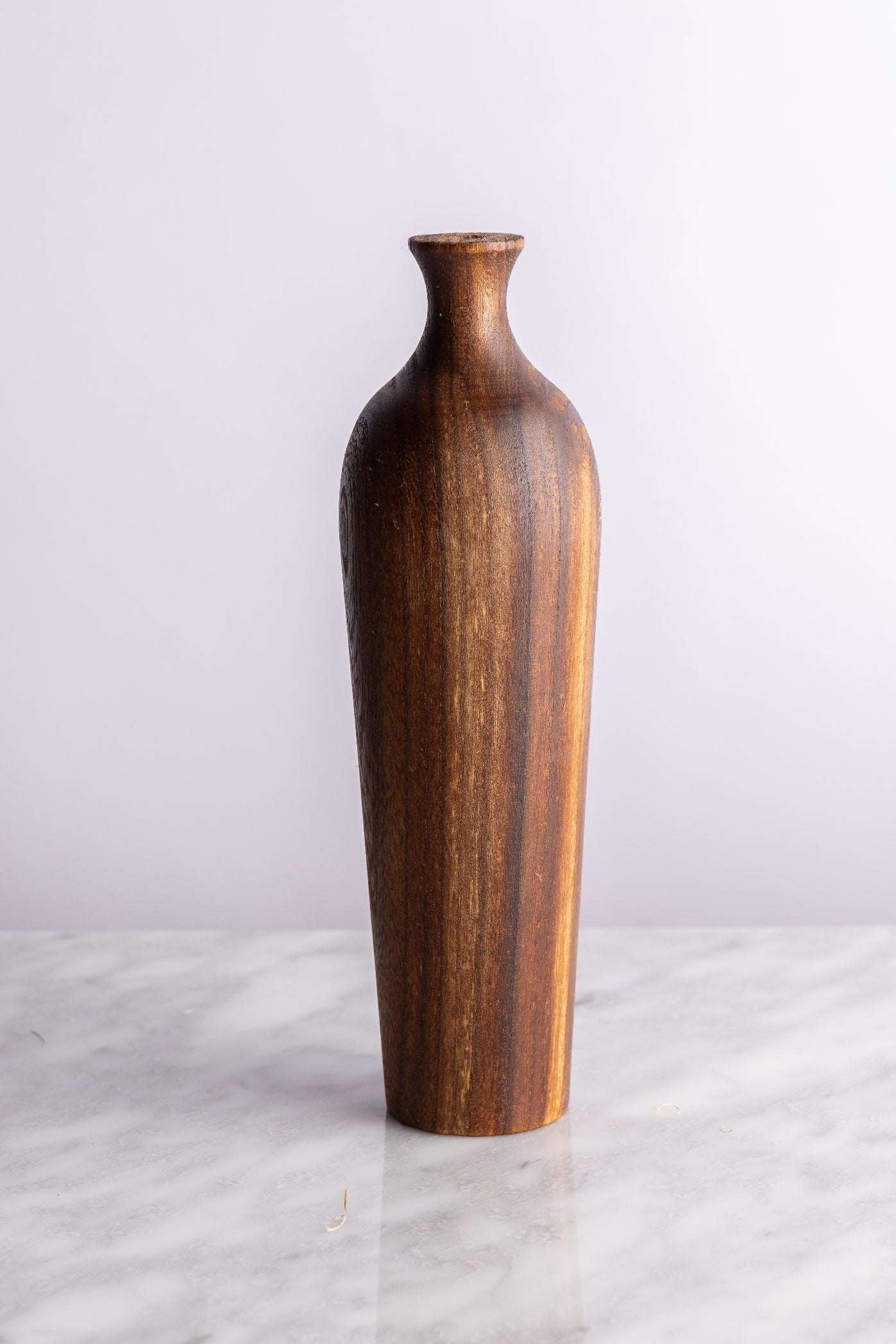 مزهرية خشبية