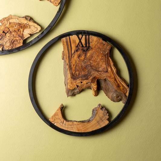 ساعة حائط خشبية 033102025